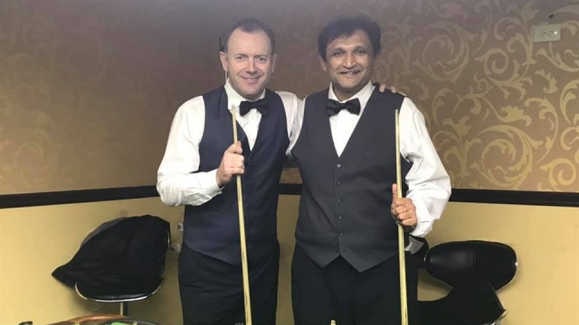 Mark White (left) pictured with Ajeya Prabhakar prior to their quarterfinal meeting - Photo courtesy of Syed Hassan