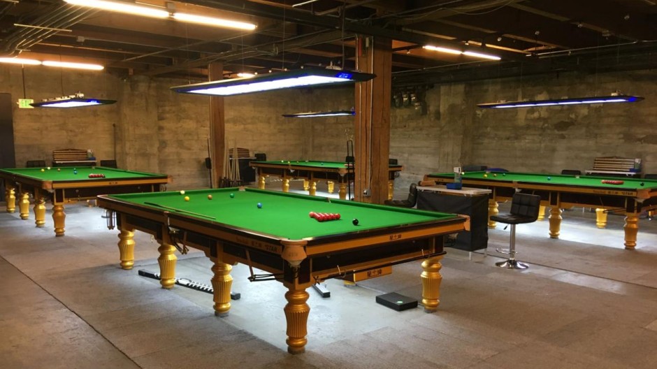 A view of the snooker side of Ox Billiards - Photo courtesy of Michael Dominguez