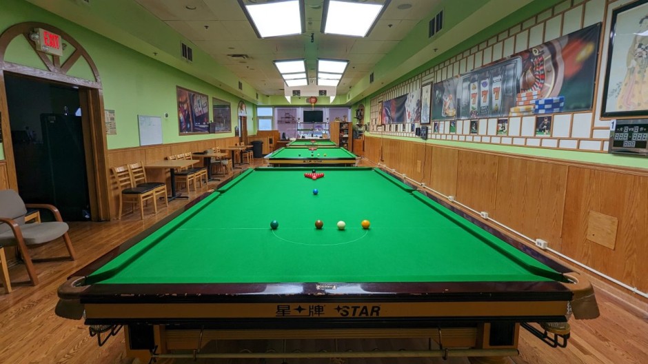 A view inside the Chicago Snooker Academy - Photo courtesy of Tom Tan
